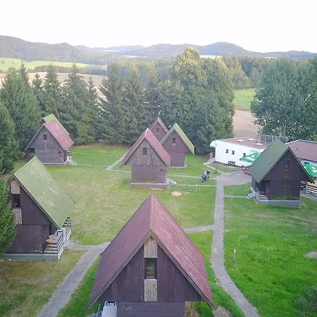 Kemp Cerna Louze Camping